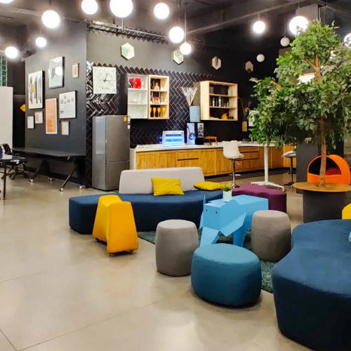 Finance Lease vs Operating Lease in Co-Working Spaces: